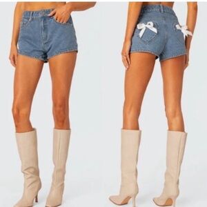 Baddie Edikted Bow Pocket Flirty Denim Shorts Blue Washed Cotton Medium